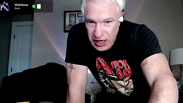 Snapshot of Snarfle82 chatting on 4, 11, 2025 Snarfle82 online show from 4, 11, 2025