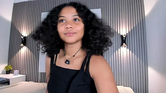 Snapshot of Zafiiraa chatting on 4, 2, 2026 Zafiiraa online show from 4, 2, 2026