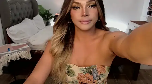 liaa lurrecams online show from 21, 1, 2025