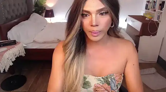 liaa lurrecams online show from 21, 3, 2025