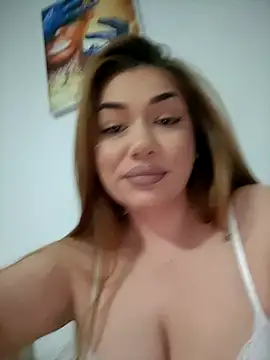 Snapshot of Ella_sweety chatting on 7, 7, 2026 Ella sweety online show from 7, 7, 2026