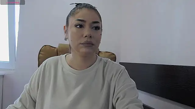 Ella sweety online show from 10, 3, 2026