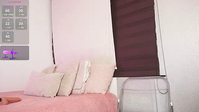 Alexxandra 12 online show from 28, 9, 2025