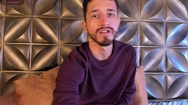 sam bisex online show from 2, 4, 2026