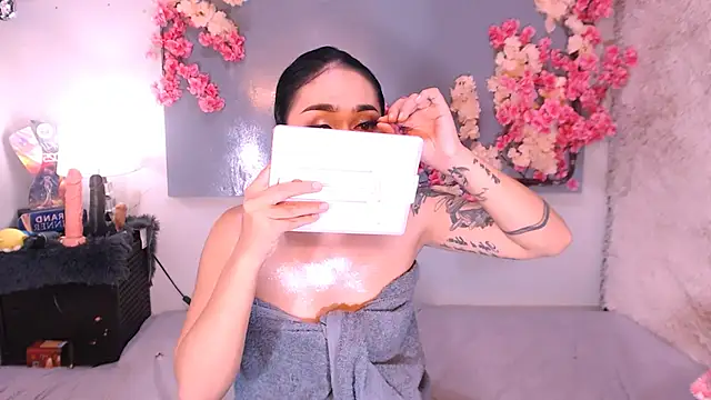 Oriental Tiara online show from 18, 10, 2025