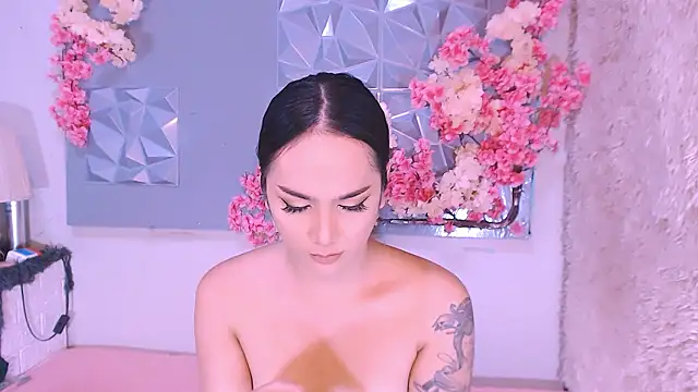 Snapshot of Oriental_Tiara chatting on 11, 1, 2026 Oriental Tiara online show from 11, 1, 2026