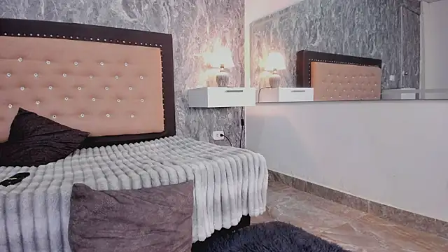 Snapshot of Lia_sarahi chatting on 24, 11, 2025 Lia sarahi online show from 24, 11, 2025