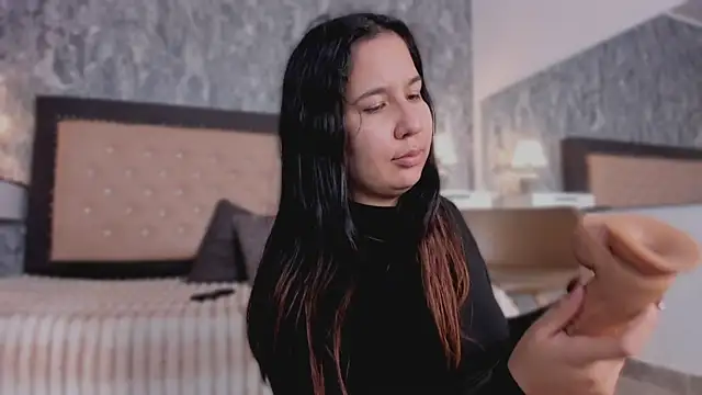 Snapshot of Lia_sarahi chatting on 9, 11, 2025 Lia sarahi online show from 9, 11, 2025