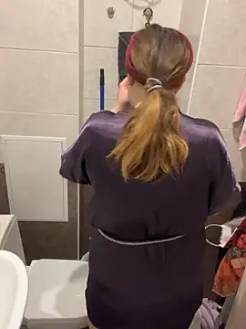 DienkaGreen online show from 18, 11, 2025