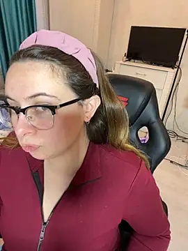 DienkaGreen online show from 27, 11, 2025