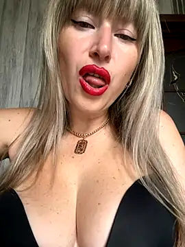 Kittenforyou online show from 3, 12, 2025