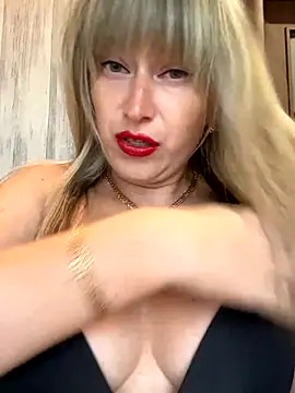 Kittenforyou online show from 3, 10, 2025