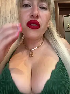 Snapshot of Kittenforyou chatting on 20, 6, 2026 Kittenforyou online show from 20, 6, 2026