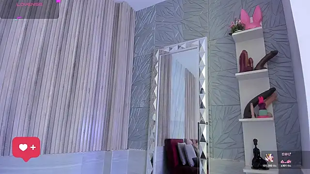 BriannaChelsea online show from 11, 4, 2026