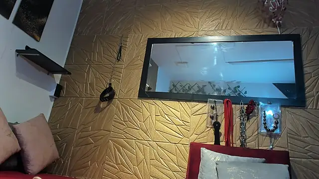 BriannaChelsea online show from 18, 3, 2025