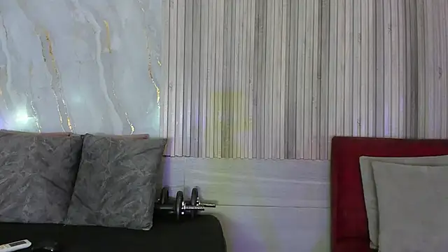 Snapshot of BriannaChelsea chatting on 28, 5, 2026 BriannaChelsea online show from 28, 5, 2026