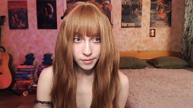 Friendly Ellie online show from 5, 11, 2025