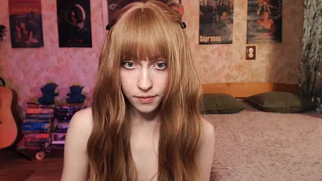 Friendly Ellie online show from 6, 10, 2025