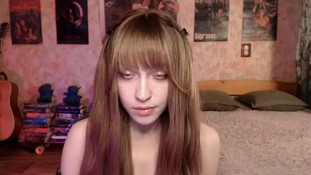 Friendly Ellie online show from 4, 6, 2026