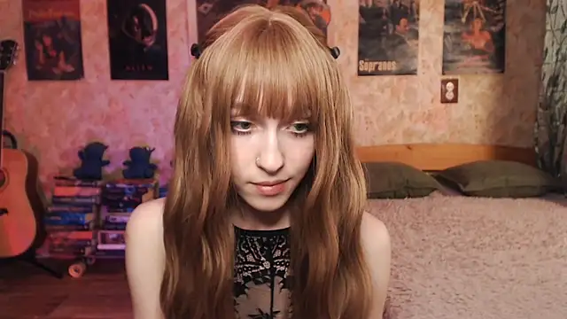 Friendly Ellie online show from 28, 10, 2025