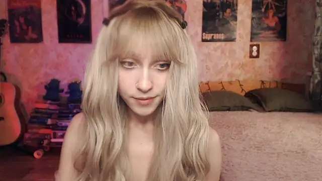 Friendly Ellie online show from 21, 3, 2025