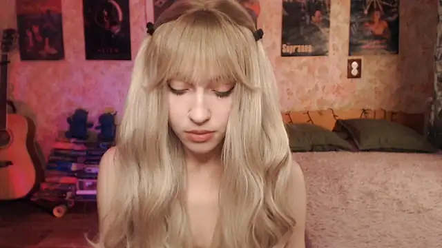 Friendly Ellie online show from 14, 3, 2025