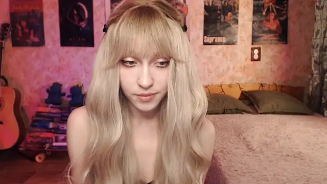 Friendly Ellie online show from 2, 3, 2025