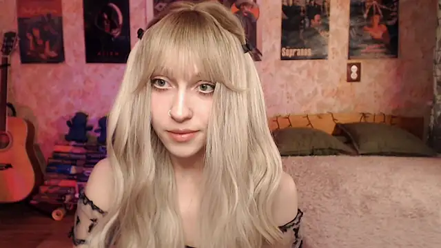 Friendly Ellie online show from 17, 3, 2025