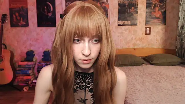 Friendly Ellie online show from 12, 11, 2025