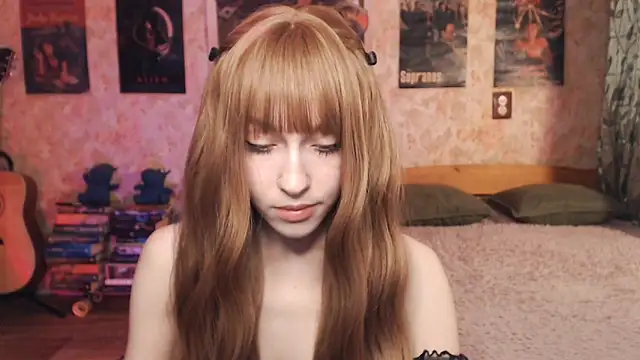 Friendly Ellie online show from 26, 10, 2025