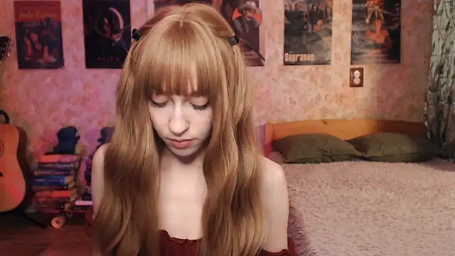 Friendly Ellie online show from 30, 11, 2025