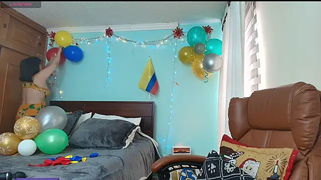 Snapshot of ISABEEL_SOFIA01 chatting on 12, 6, 2026 ISABEEL SOFIA01 online show from 12, 6, 2026