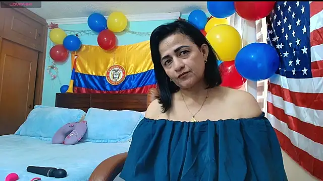 Snapshot of ISABEEL_SOFIA01 chatting on 25, 6, 2026 ISABEEL SOFIA01 online show from 25, 6, 2026