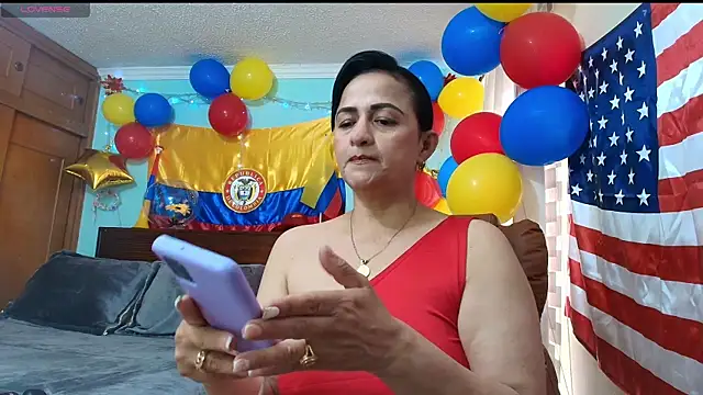 Snapshot of ISABEEL_SOFIA01 chatting on 4, 7, 2026 ISABEEL SOFIA01 online show from 4, 7, 2026