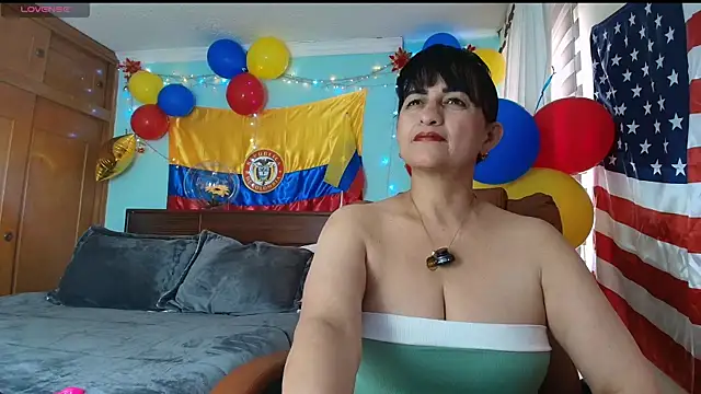 Snapshot of ISABEEL_SOFIA01 chatting on 9, 7, 2026 ISABEEL SOFIA01 online show from 9, 7, 2026
