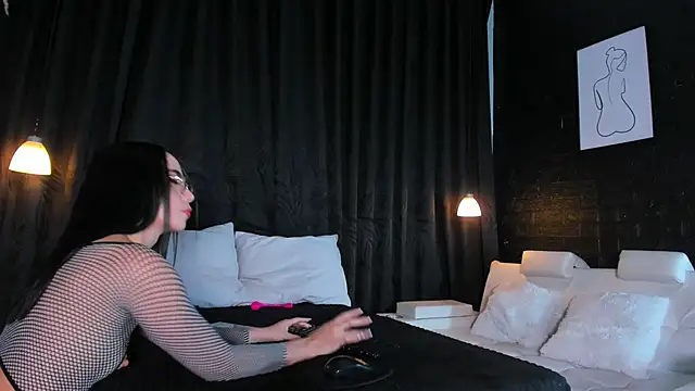 CelinayHanck online show from 23, 9, 2025