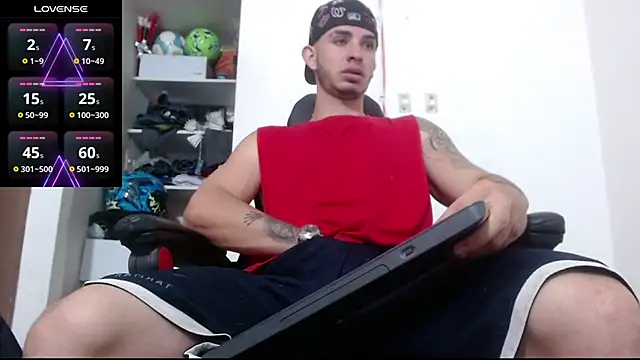 Snapshot of freestyle_blake1 chatting on 23, 9, 2025 freestyle blake1 online show from 23, 9, 2025