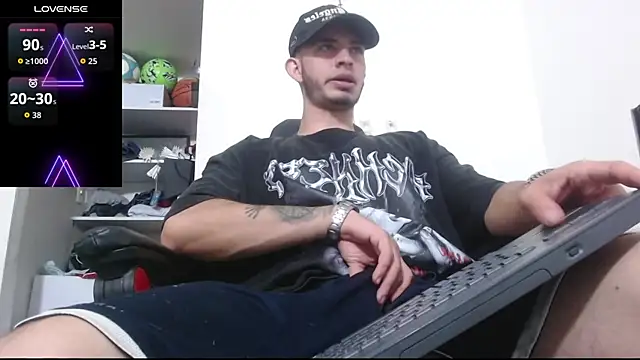 Snapshot of freestyle_blake1 chatting on 30, 9, 2025 freestyle blake1 online show from 30, 9, 2025