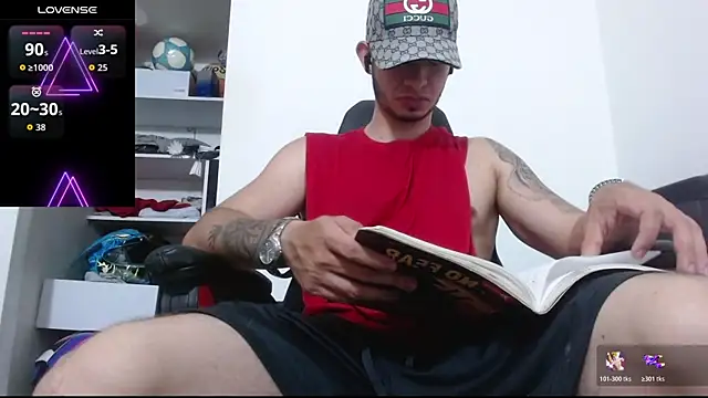 Snapshot of freestyle_blake1 chatting on 21, 10, 2025 freestyle blake1 online show from 21, 10, 2025