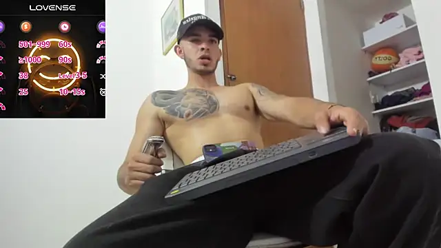 Snapshot of freestyle_blake1 chatting on 14, 3, 2025 freestyle blake1 online show from 14, 3, 2025