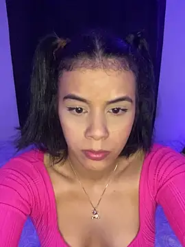 Snapshot of KLOE_MARTINS chatting on 2, 2, 2026 KLOE MARTINS online show from 2, 2, 2026