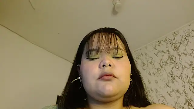 sexychubby    online show from 13, 11, 2025