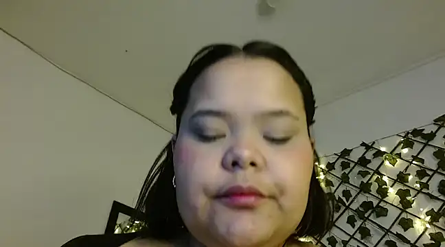 sexychubby    online show from 25, 2, 2025