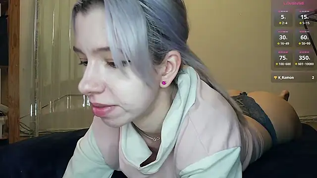 Snapshot of cruellagoth666 chatting on 9, 6, 2026 cruellagoth666 online show from 9, 6, 2026