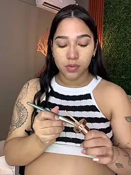 Snapshot of Amandanauty chatting on 1, 2, 2025 Amandanauty online show from 1, 2, 2025