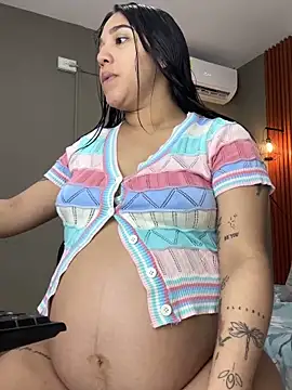 Snapshot of Amandanauty chatting on 2, 3, 2025 Amandanauty online show from 2, 3, 2025