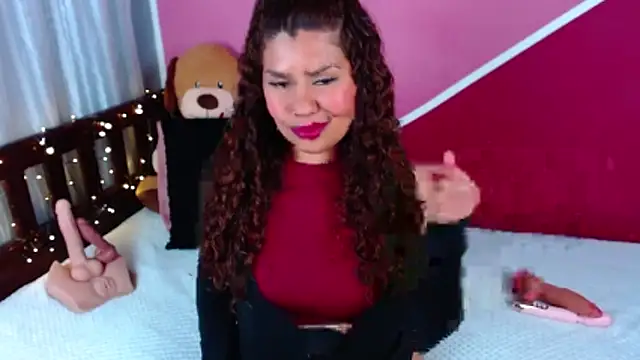 Queenamazon1 online show from 3, 6, 2026