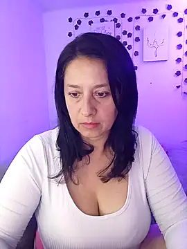 camilalatti online show from 21, 2, 2025