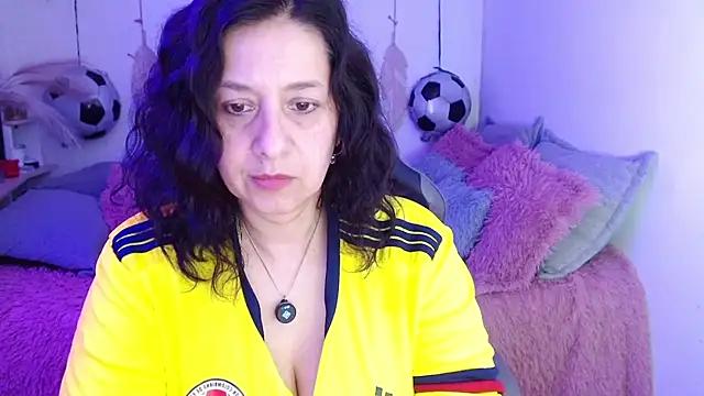Snapshot of camilalatti chatting on 21, 6, 2026 camilalatti online show from 21, 6, 2026
