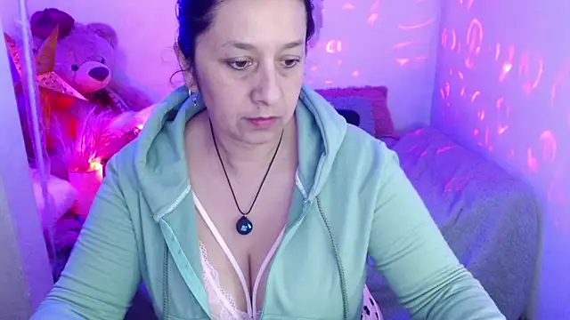 Snapshot of camilalatti chatting on 21, 3, 2026 camilalatti online show from 21, 3, 2026